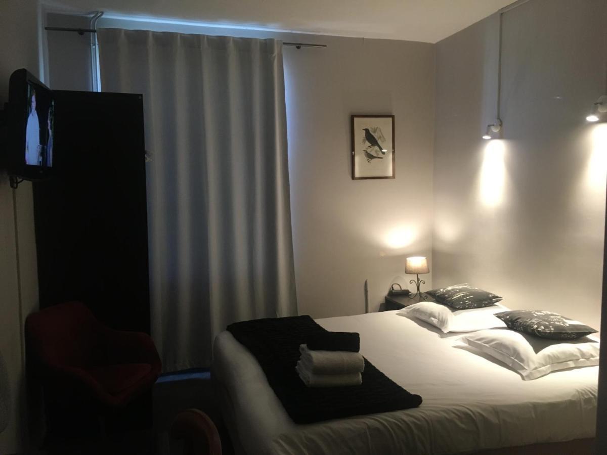 Au Chabichou Hotel Niort Eksteriør billede