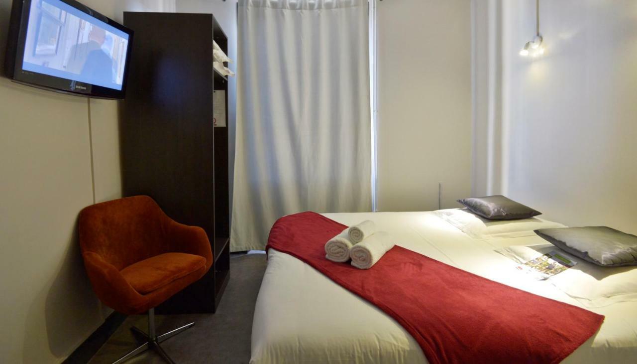 Au Chabichou Hotel Niort Eksteriør billede