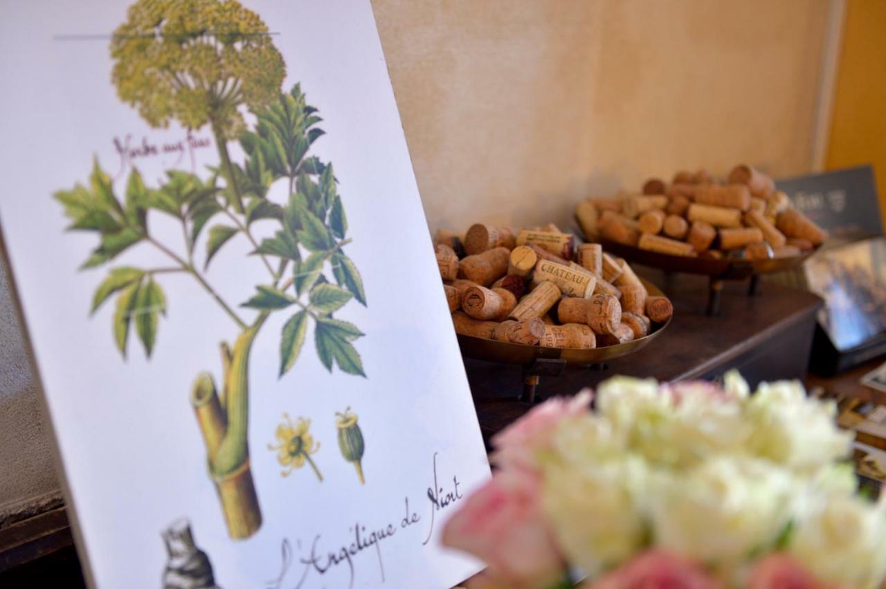 Au Chabichou Hotel Niort Eksteriør billede
